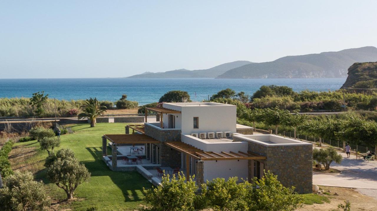 Quinta Essentia Suites Foiníki Exterior photo