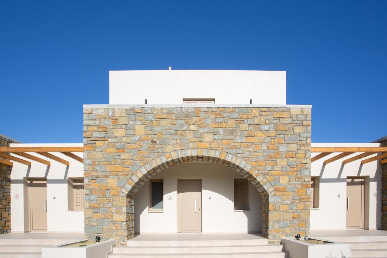 Quinta Essentia Suites Foiníki Exterior photo