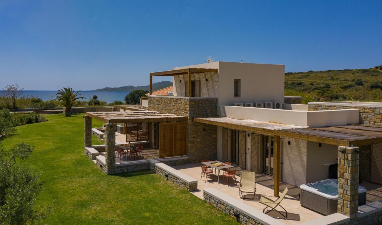Quinta Essentia Suites Foiníki Exterior photo