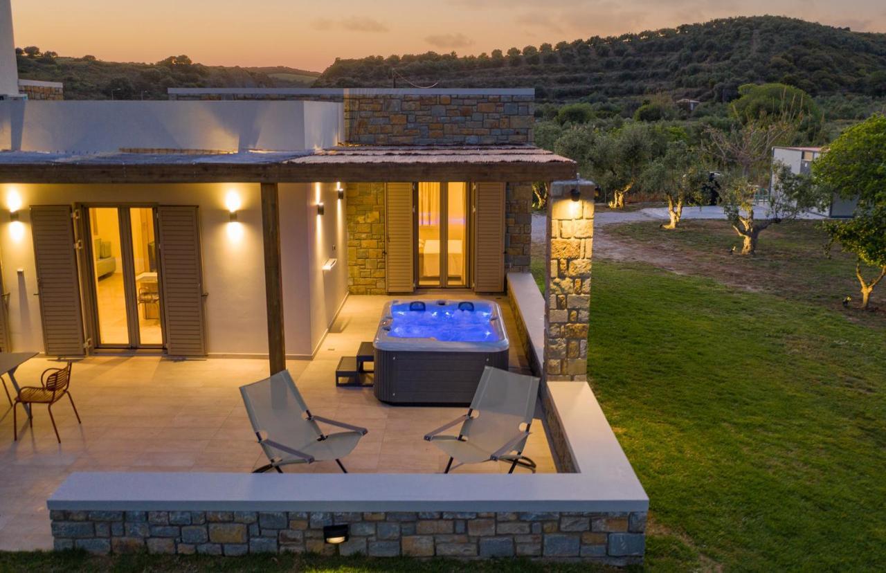 Quinta Essentia Suites Foiníki Exterior photo