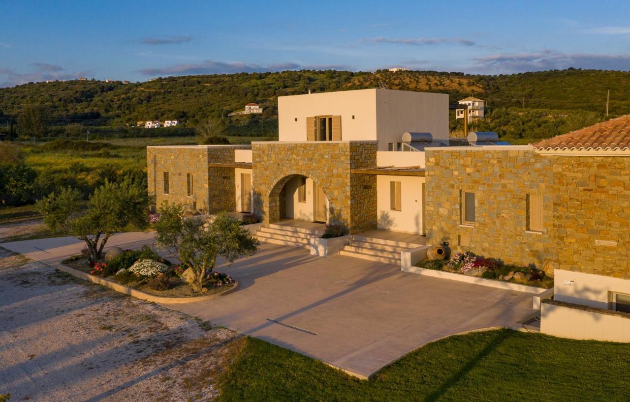 Quinta Essentia Suites Foiníki Exterior photo
