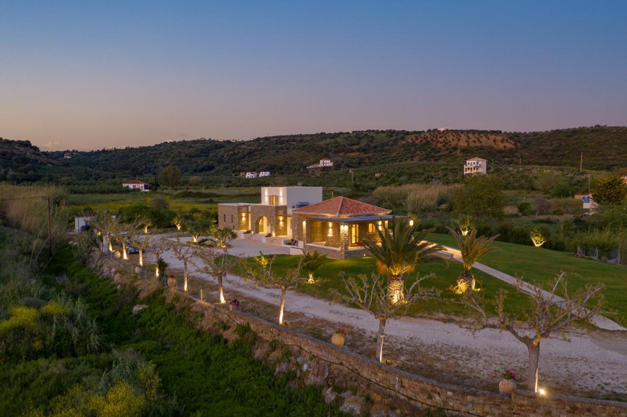 Quinta Essentia Suites Foiníki Exterior photo