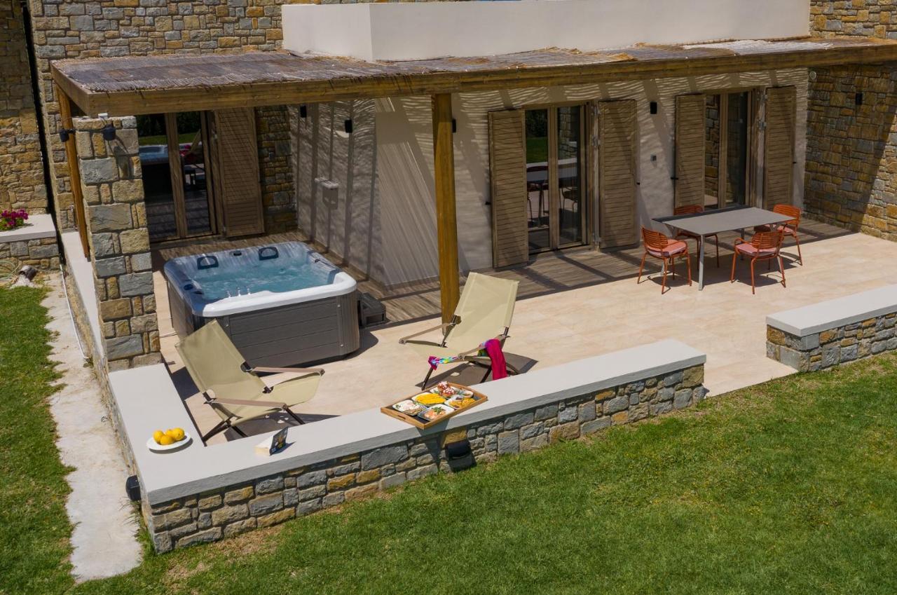 Quinta Essentia Suites Foiníki Exterior photo